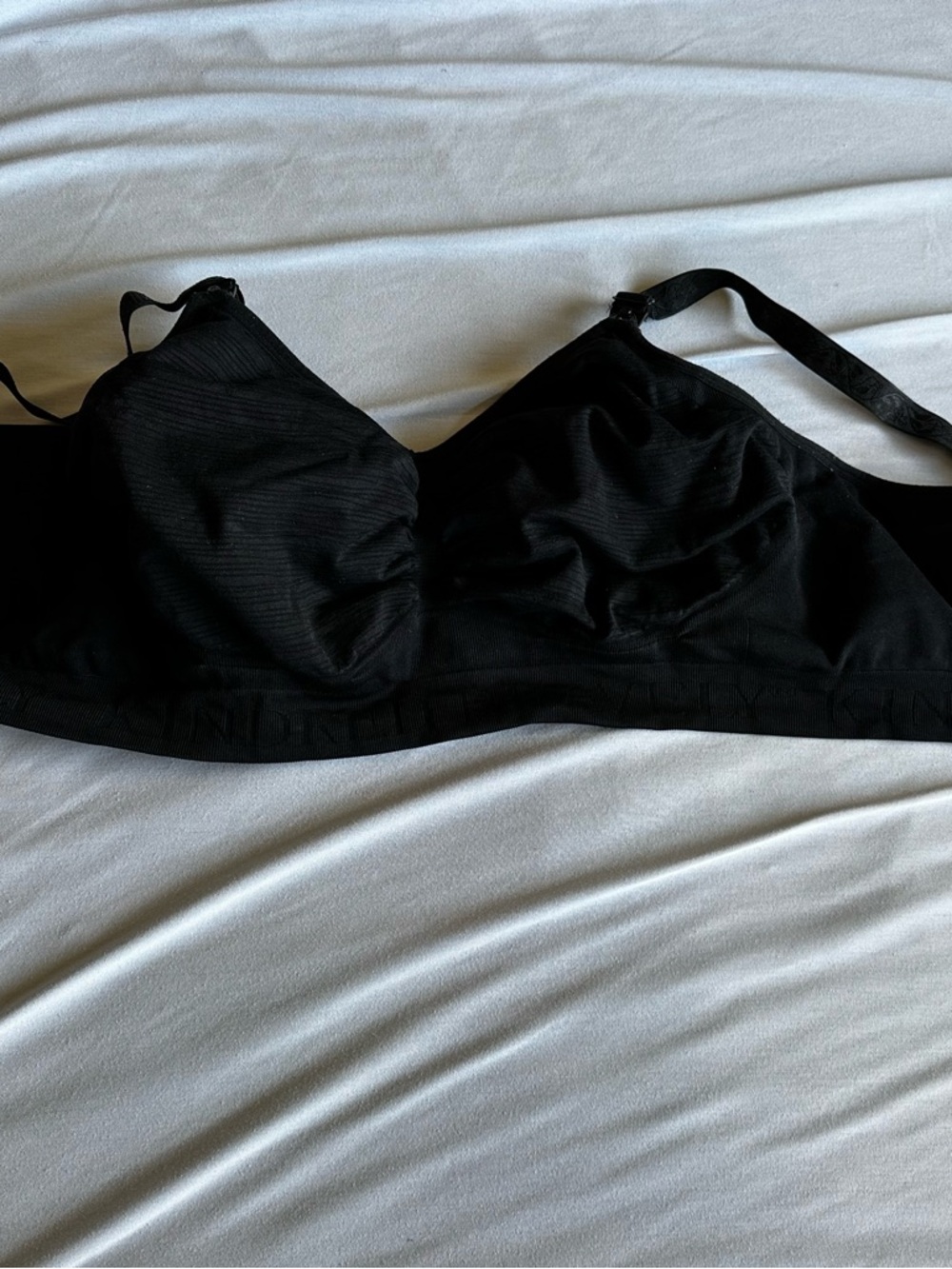 Kindred Bravely Simply Sublime Pumping & Nursing Black Wireless Seamless Bra